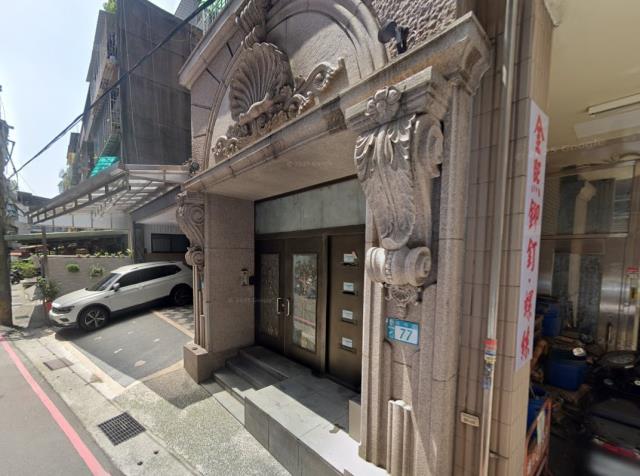 蘆洲華廈法拍-1