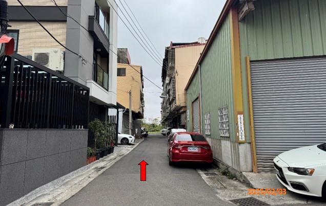 台中大甲法拍透天-3