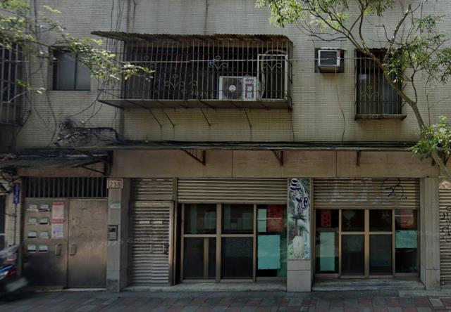 台北信義區公寓法拍-1