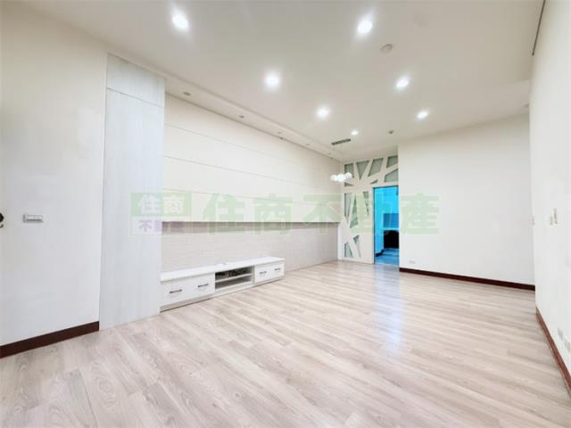 龍華國中庭園四房平車