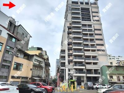 高雄新興區拍賣大樓-5