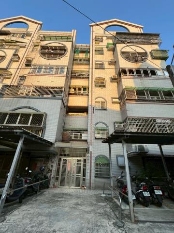 高雄岡山大樓拍賣-6