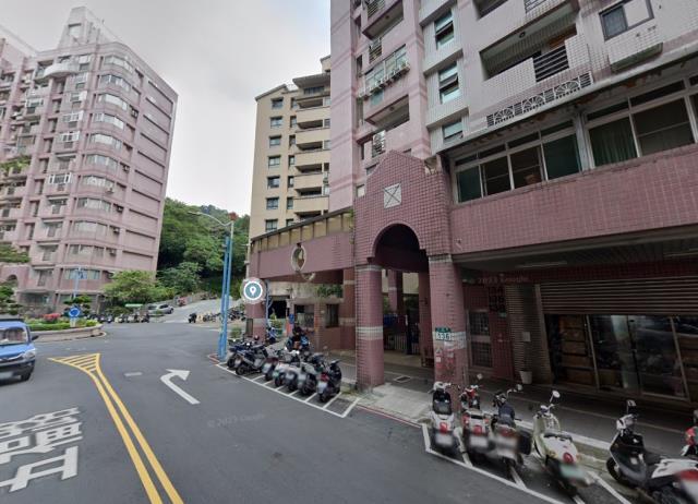 新北五股法拍大樓-10