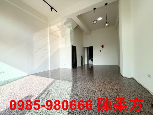 中埔國小旁輕屋齡金賺車庫店墅