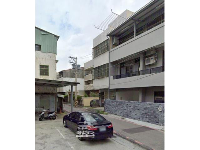 潭子法拍透天-4