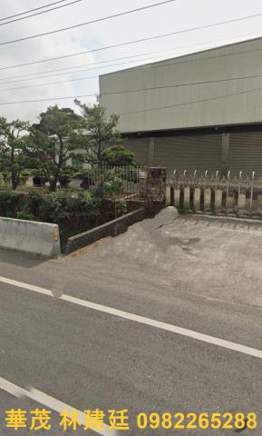 鹽水中央公路旁農舍