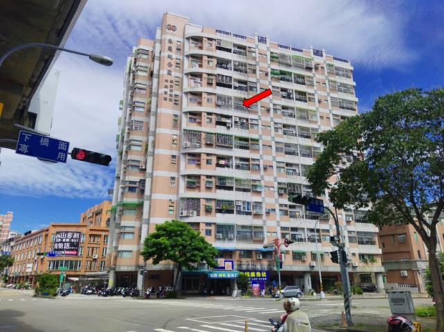 台中潭子法拍大樓-1