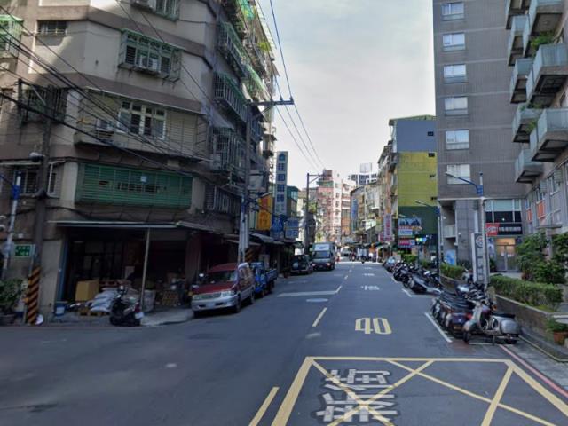 中和店面法拍-4