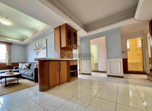 樹德輕軌學區大空間四房平車