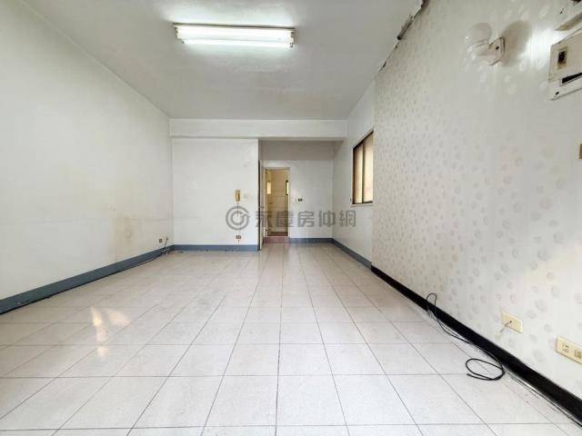 高雄苓雅透天-4