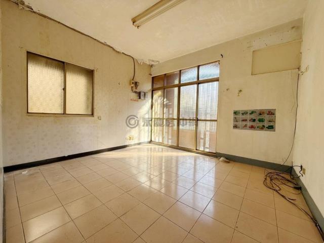 高雄苓雅透天-5