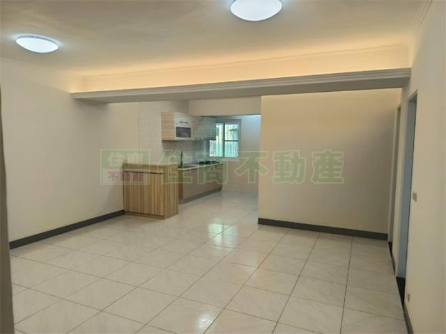 楠梓土庫翻新美公寓