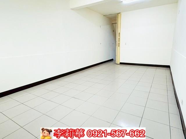 台南東區店面-7