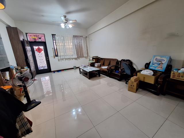 仁武雙車墅四套房