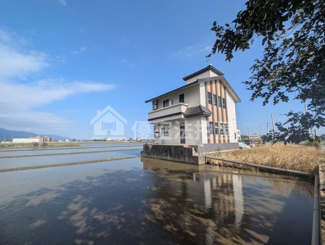 礁溪鄉法拍屋瑪僯路蘭陽平原農舍民宿優室法拍林小陽