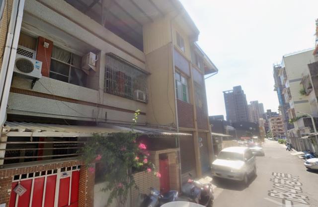 高雄苓雅法拍透天-3