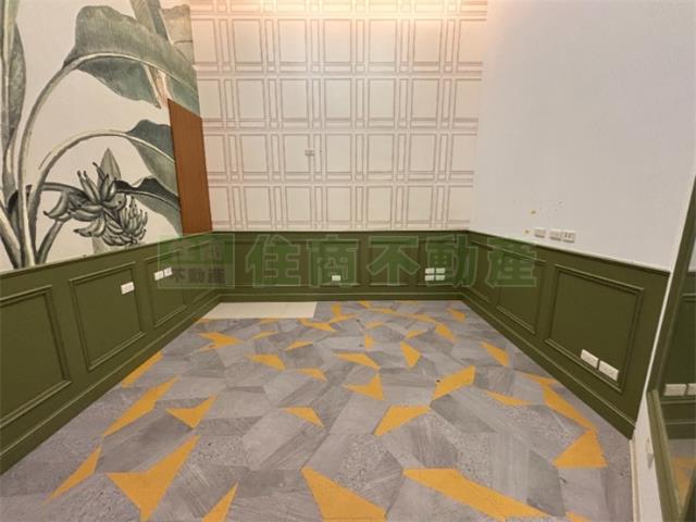 高雄新興區大樓-10