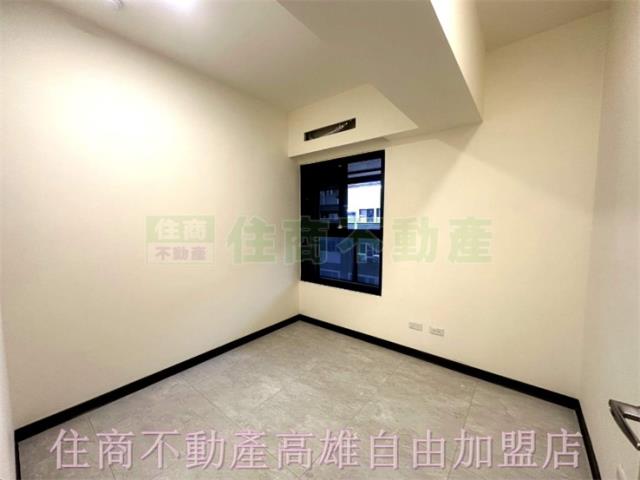 高雄前金大樓-2