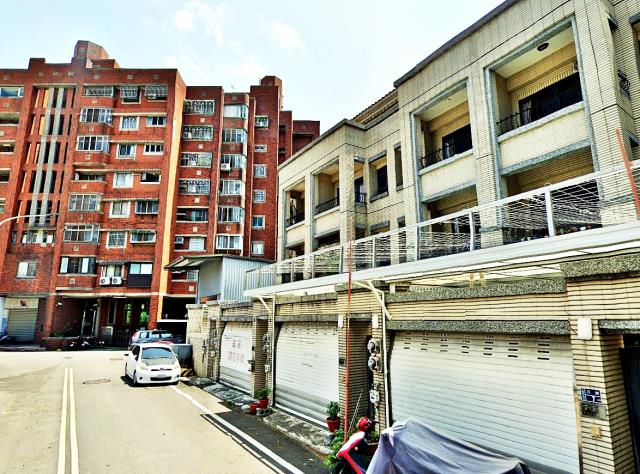 苗栗透天法拍-1