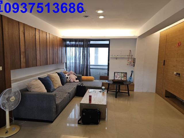 宜蘭縣宜蘭市中山路五段華廈出售