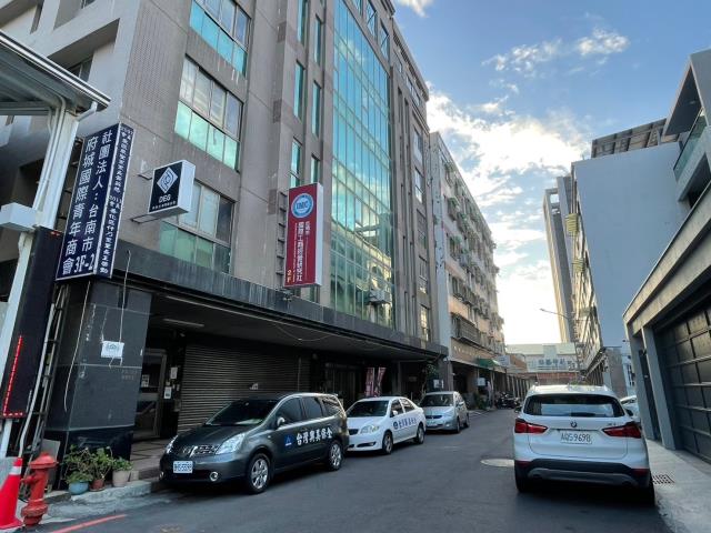 台南拍賣大樓-7