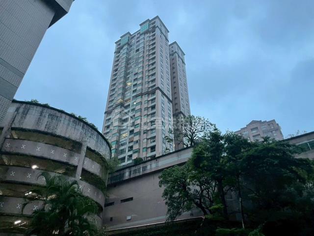 汐止法拍屋中研院白雲山莊法拍好丘0906901097