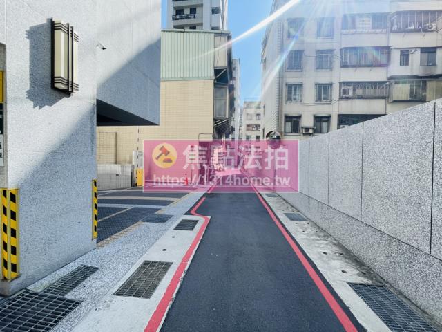 新北中和大樓法拍-10