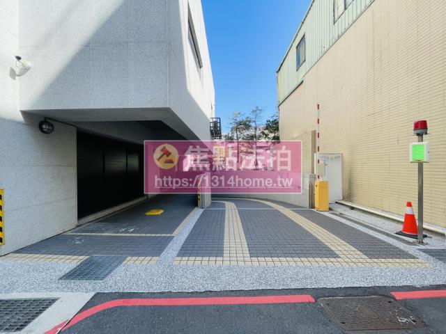 新北中和大樓法拍-7