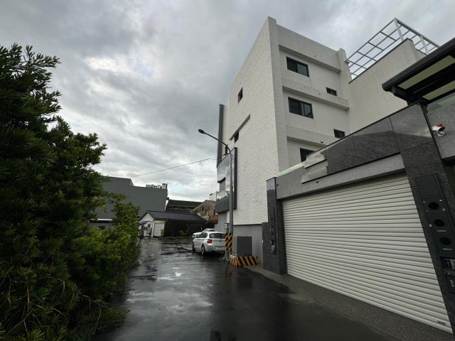 台南法拍透天-4