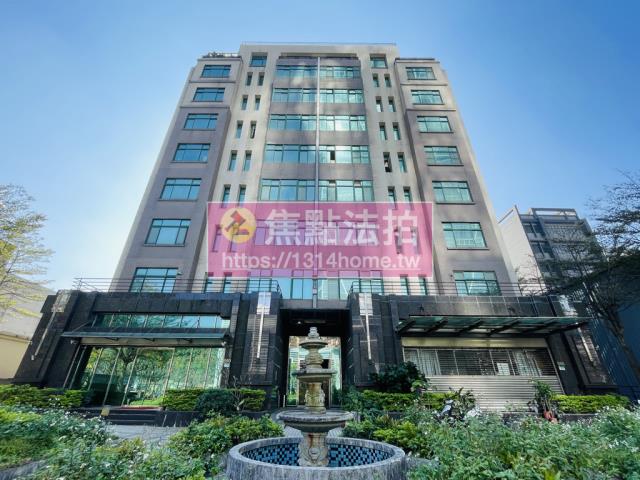 內湖區潭美街達康科技中心內湖交流道