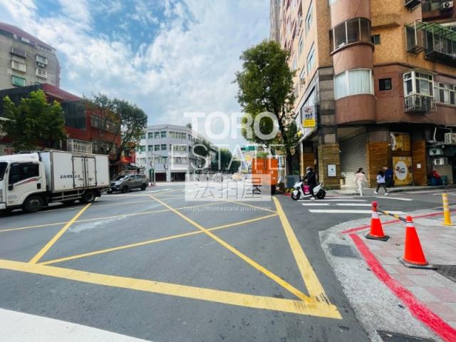 台北大同區法拍大樓-7