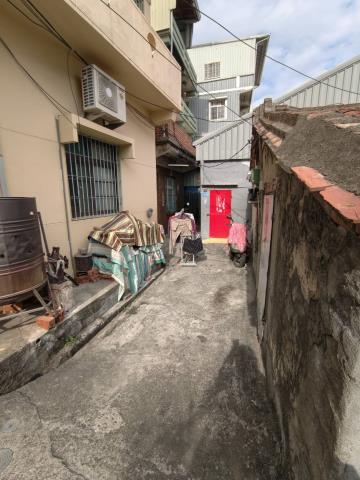 高雄左營法拍透天-2