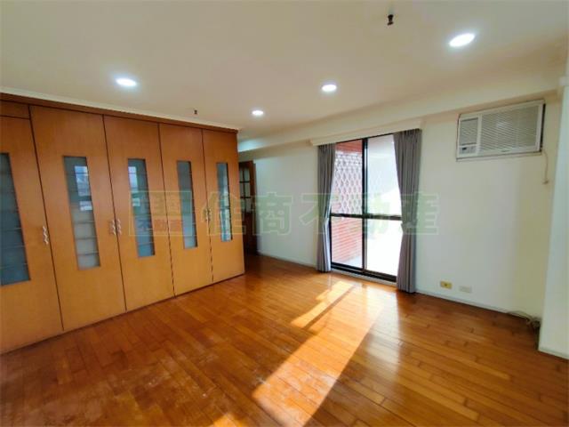 高雄苓雅大樓-11