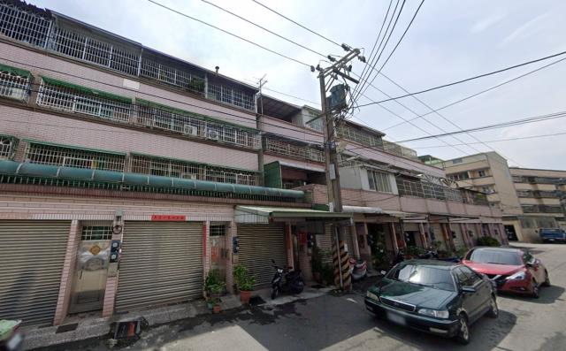 高雄法拍透天-2