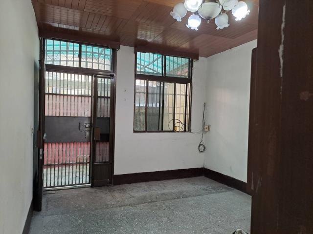 中壢市區活巷老屋透天