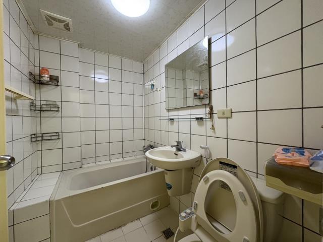 平鎮宋屋國小3樓公寓