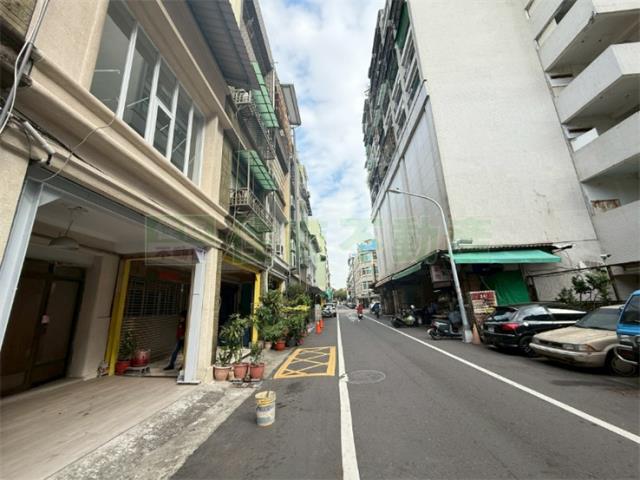 高雄鹽埕透天-13