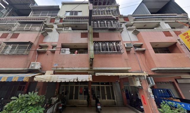 烏日區法拍屋民權街烏日雙鐵啤酒廠透天優室法拍林小陽