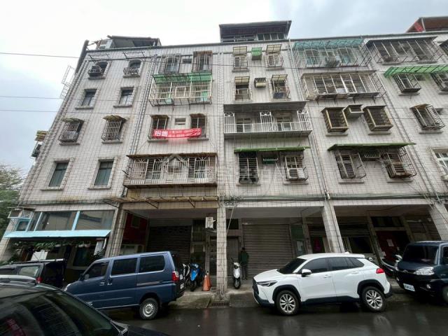 法拍屋法拍屋武聖街近隆聖國小武聖雅寓優室法拍林小陽