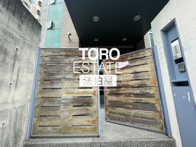 台北士林法拍大樓-2