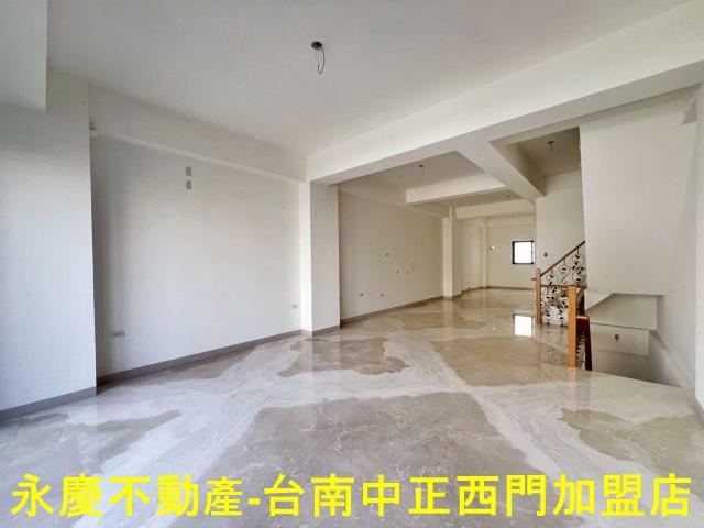 台南南區透天-1