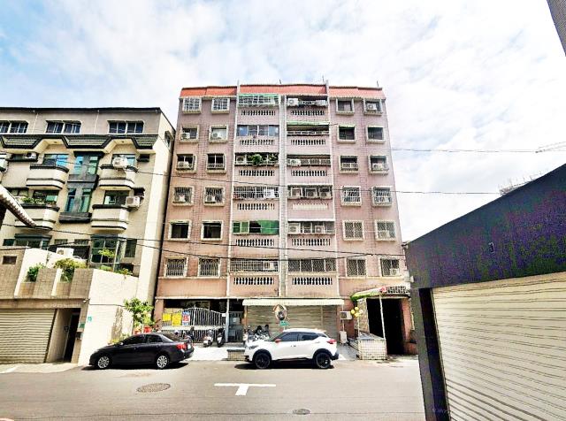 台南華廈法拍-1