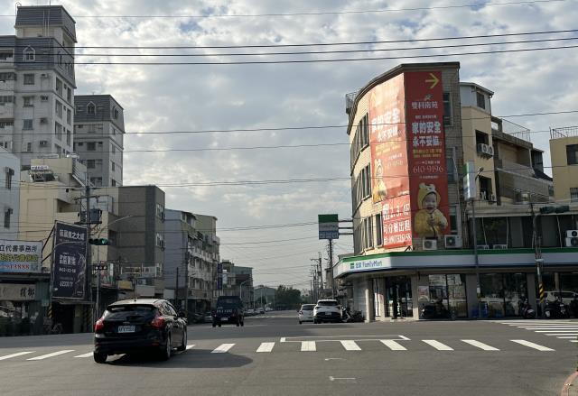 高雄岡山大樓-12