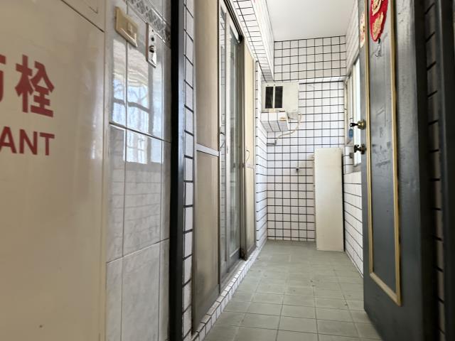 高雄岡山大樓-1