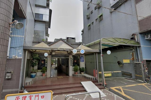 高雄岡山法拍大樓-5