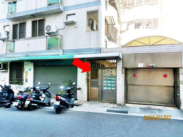 台南華廈法拍-1