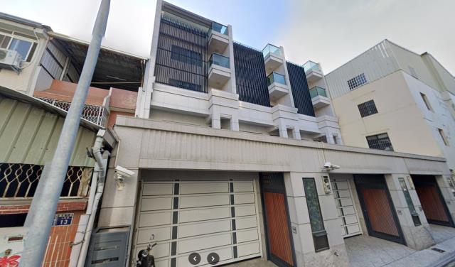 台中法拍屋福安六街世貿公園優室法拍林小陽