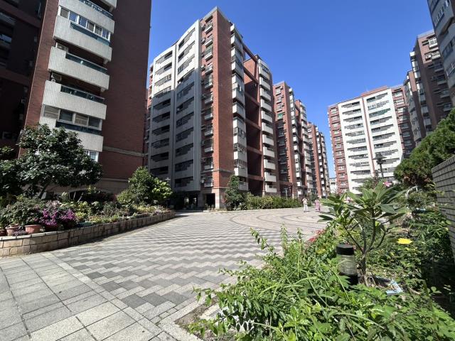 高雄岡山大樓-0