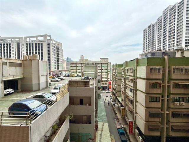 高雄苓雅大樓-12