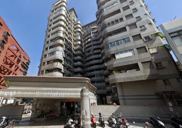 高雄三民區大樓法拍-1